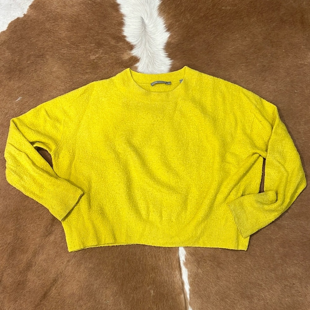 Vince oversized cropped sweater size large